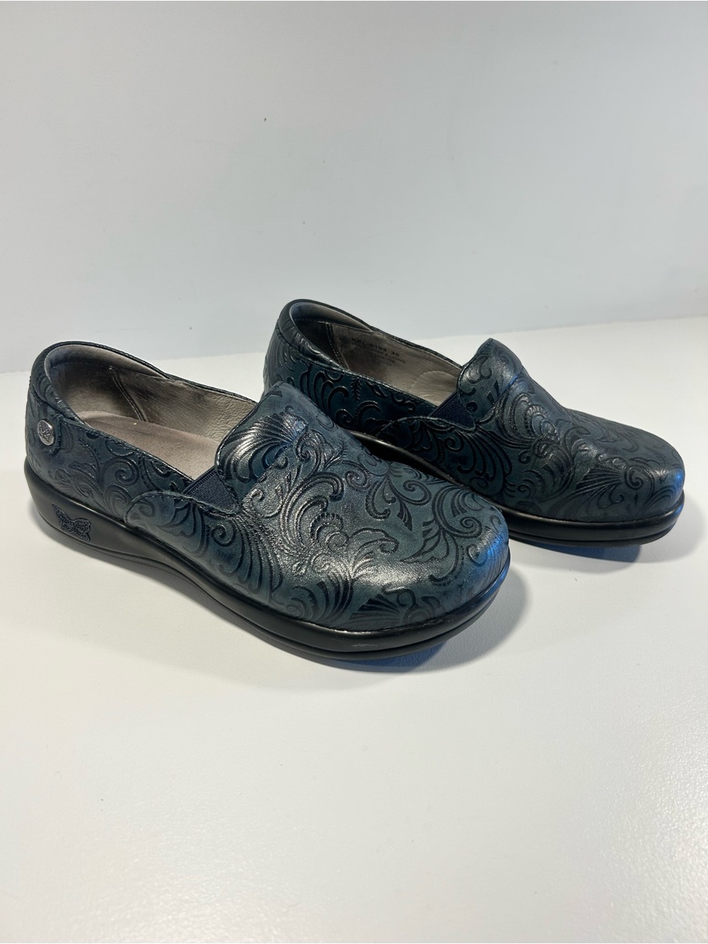 Alegria Keli Professional Clog Shoes Women’s 35 US 5 Blue Floral Leather Comfort